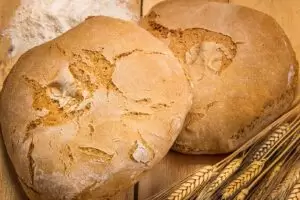 Quali sono i vantaggi del pane di grano?